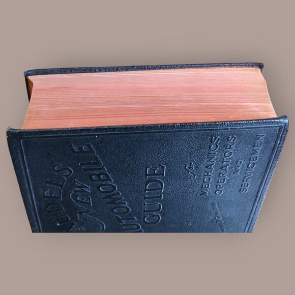 Vintage Audels New Automobile Guide for Mechanics Operators And Servicemen 1951 - Picture 9 of 16